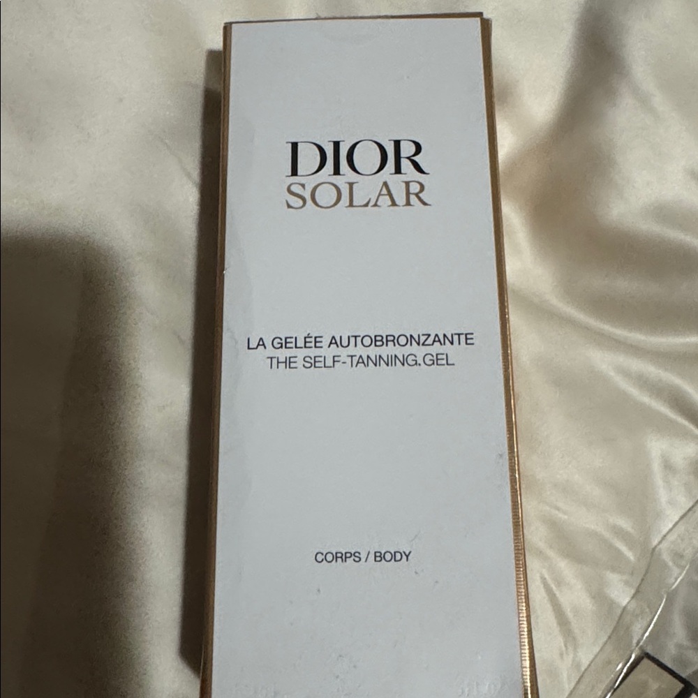 Dior 30 MontaigneB61 Butterfly Sunglasses - Picture 8 of 8